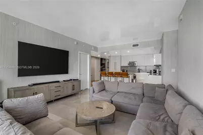 68 SE 6th St #3309, Miami, FL 33131 - Photo 3