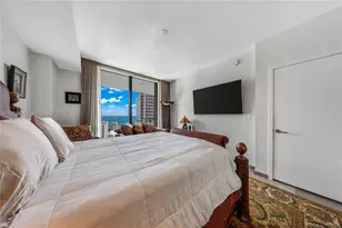 68 SE 6th St, Miami, FL 33131 - Photo 9