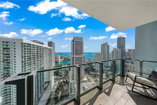 68 SE 6th St, Miami, FL 33131 - Photo 19