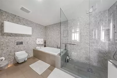 68 SE 6th St #3309, Miami, FL 33131 - Photo 11