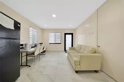 458 E 20th St, Hialeah, FL 33013 - Photo 25