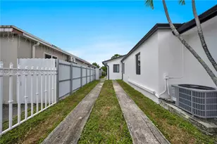 458 E 20th St, Hialeah, FL 33013 - Photo 21