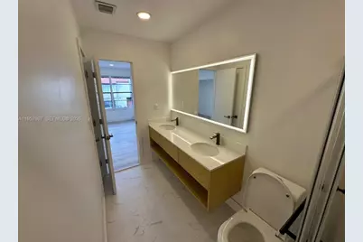 9734 NW 5th Ter #9734, Miami, FL 33172 - Photo 17
