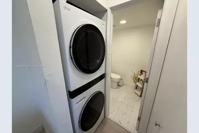 9734 NW 5th Ter #9734, Miami, FL 33172 - Photo 25