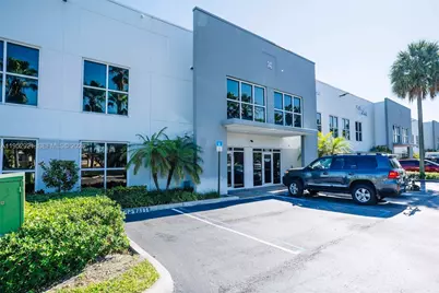 7865 NW 46th St #8, Doral, FL 33166 - Photo 15