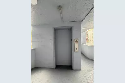 310 Fontainebleau Blvd #206, Miami, FL 33172 - Photo 3