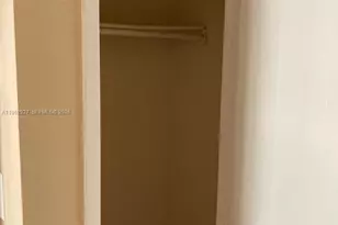 8705 NW 39th St, Sunrise, FL 33351 - Photo 9