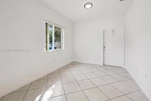 3134 Hibiscus St, Miami, FL 33133 - Photo 11