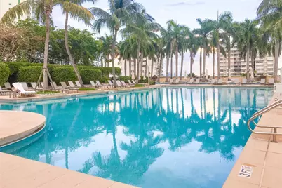 1435 Brickell Ave #3510, Miami, FL 33131 - Photo 23