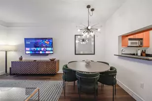 1435 Brickell Ave, Miami, FL 33131 - Photo 7