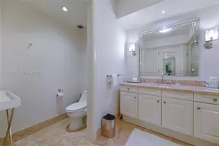 1435 Brickell Ave, Miami, FL 33131 - Photo 13