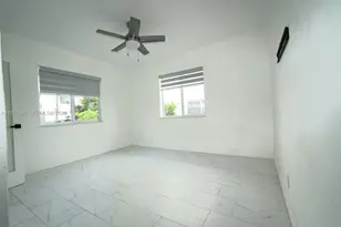 813 W 39th St, Miami Beach, FL 33140 - Photo 19
