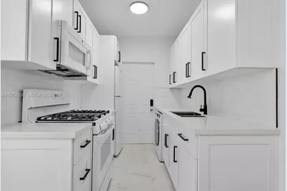 813 W 39th St #1, Miami Beach, FL 33140 - Photo 9
