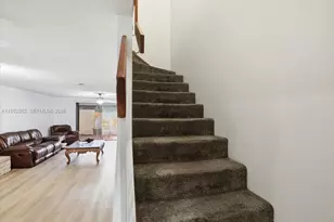 1270 NW 99th Ave, Pembroke Pines, FL 33024 - Photo 19