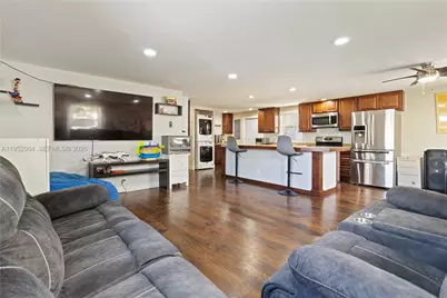 5720 SW Cypress Dr, Dania Beach, FL 33312 - Photo 7