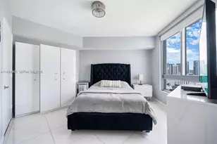 350 S Miami Ave, Miami, FL 33130 - Photo 17