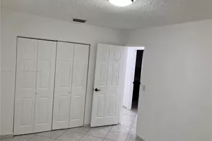 15621 SW 302nd St, Homestead, FL 33033 - Photo 7