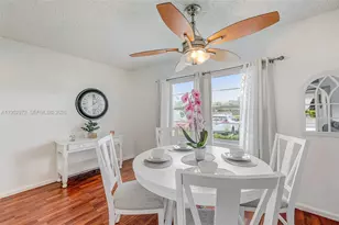 301 SW 135th Ave, Pembroke Pines, FL 33027 - Photo 7