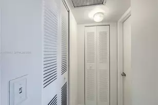 3703 NE 166th St, North Miami Beach, FL 33160 - Photo 25