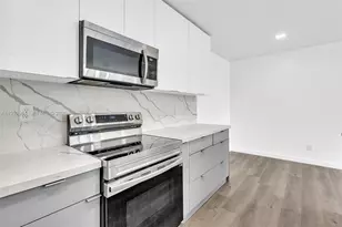 7041 Raleigh St, Hollywood, FL 33024 - Photo 23