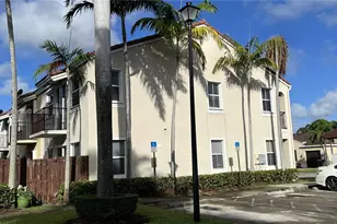 14928 SW 40th St, Miami, FL 33185 - Photo 3