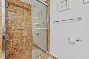 16465 NE 22nd Ave, North Miami Beach, FL 33160 - Photo 13