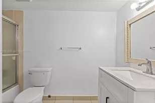 17500 NW 68th Ave, Hialeah, FL 33015 - Photo 19