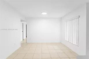 17500 NW 68th Ave, Hialeah, FL 33015 - Photo 25