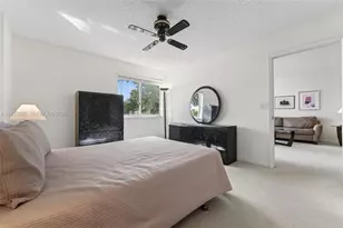 9525 Weldon Cir, Tamarac, FL 33321 - Photo 19