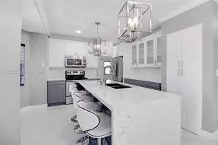 9008 SW 211th Ln, Cutler Bay, FL 33189 - Photo 13