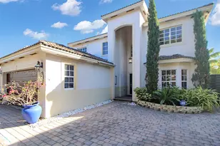 9008 SW 211th Ln, Cutler Bay, FL 33189 - Photo 5