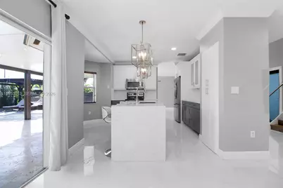 9008 SW 211th Ln, Cutler Bay, FL 33189 - Photo 11