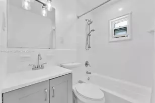 4917 SW 43rd Terrace, Dania Beach, FL 33314 - Photo 11