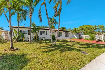 4917 SW 43rd Ter #A, Dania Beach, FL 33314 - Photo 3
