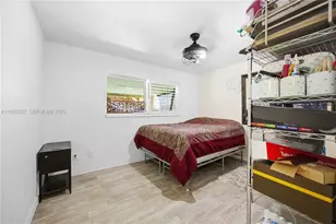 1526 NE 4th Ter, Cape Coral, FL 33909 - Photo 17