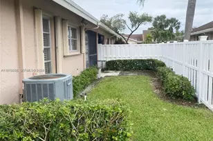 8089 Sweetbriar Way, Boca Raton, FL 33496 - Photo 25