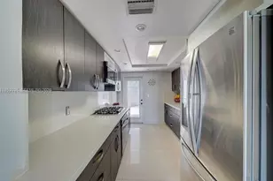 801 E 16th Pl, Hialeah, FL 33010 - Photo 9