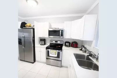 13715 Kendale Lakes Cir #A-116, Miami, FL 33183 - Photo 5