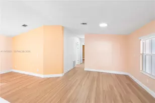 5611 SW 32nd Terrace, Dania Beach, FL 33312 - Photo 9