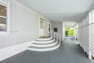 5611 SW 32nd Terrace, Dania Beach, FL 33312 - Photo 23