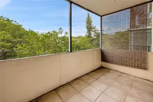 12590 NE 16th Ave, North Miami, FL 33161 - Photo 17