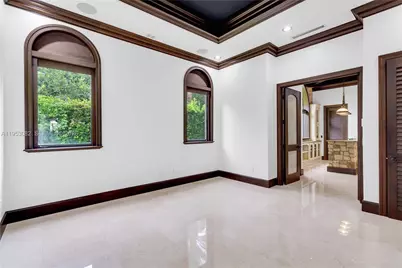 9801 SW 60th Ct, Pinecrest, FL 33156 - Photo 19