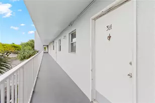 117 Royal Pk Dr, Oakland Park, FL 33309 - Photo 29