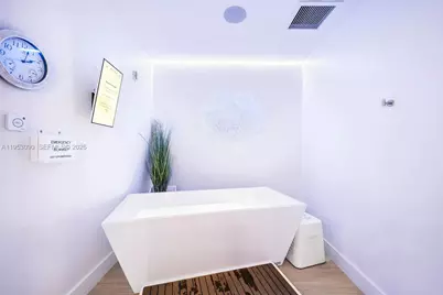 4779 Collins Ave #907, Miami Beach, FL 33140 - Photo 43