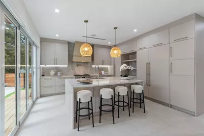 3495 SW 3rd Avenue, Miami, FL 33145 - Photo 11