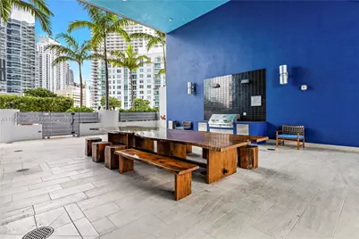 1300 Brickell Bay Dr #3302, Miami, FL 33131 - Photo 5