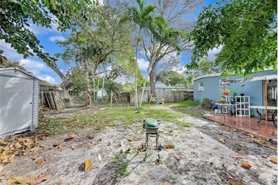 6629 Sheridan St, Hollywood, FL 33024 - Photo 57