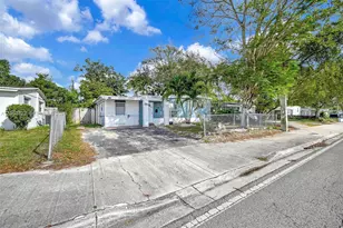 6629 Sheridan St, Hollywood, FL 33024 - Photo 1