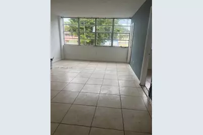 2175 NE 170th St #210, North Miami Beach, FL 33162 - Photo 5