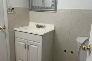 2175 NE 170th St, North Miami Beach, FL 33162 - Photo 9
